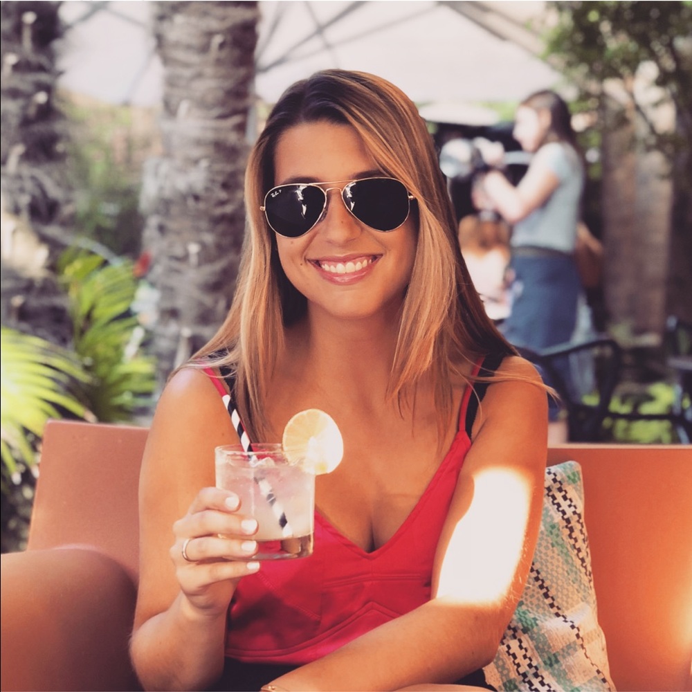 Meet your Posher, Alexandra